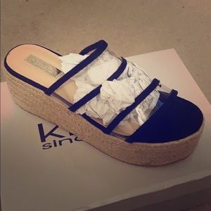 Platform sandals